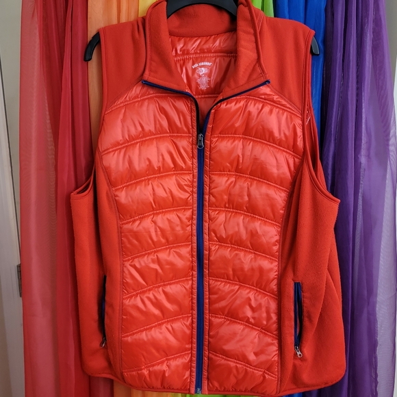 🌟 Red Reel Legends Puffer Vest Plus Size